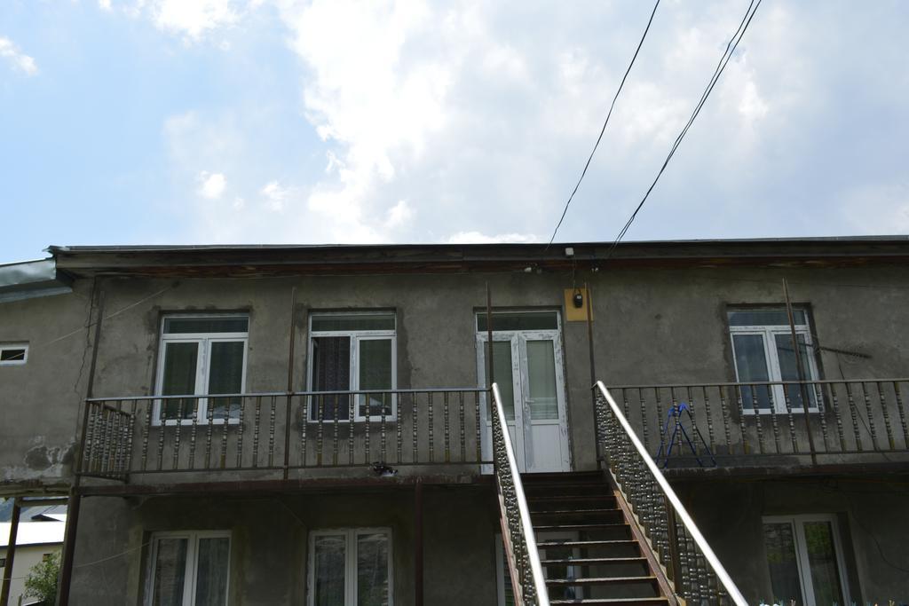 מלון קזבגי Zaza'S House מראה חיצוני תמונה